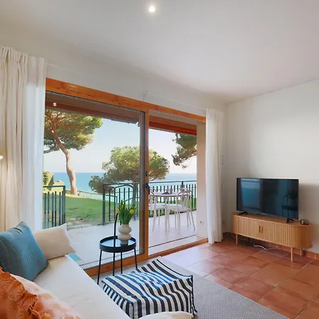 Apartamento Seafront Views In *
