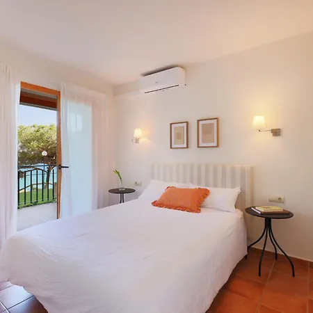Seafront Views In Apartamento Platja d'Aro