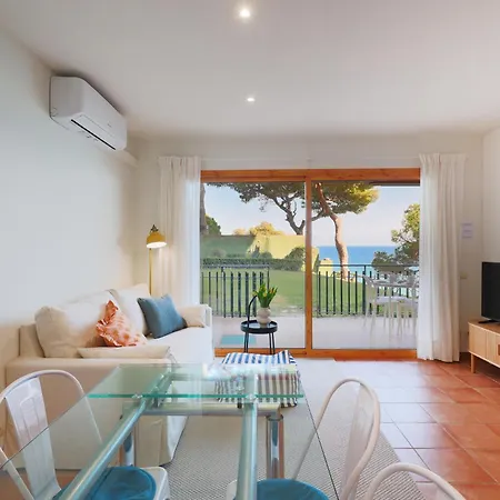 Seafront Views In Apartamento
