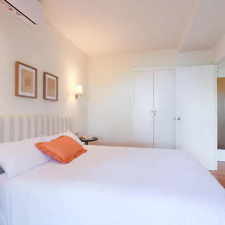 Apartamento Seafront Views In