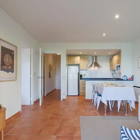 Apartamento Seafront Views In *